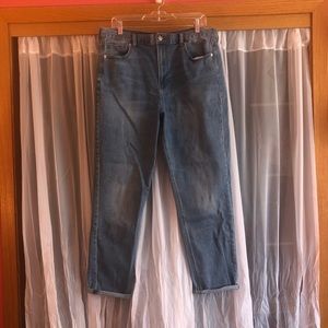 American Eagle Mom Jeans